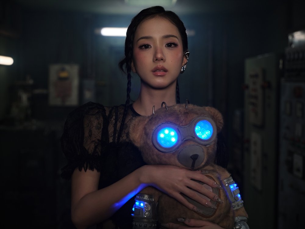 世界的ガールズ・グループBLACKPINKのJISOO（ジス）、待望のソロ新曲で